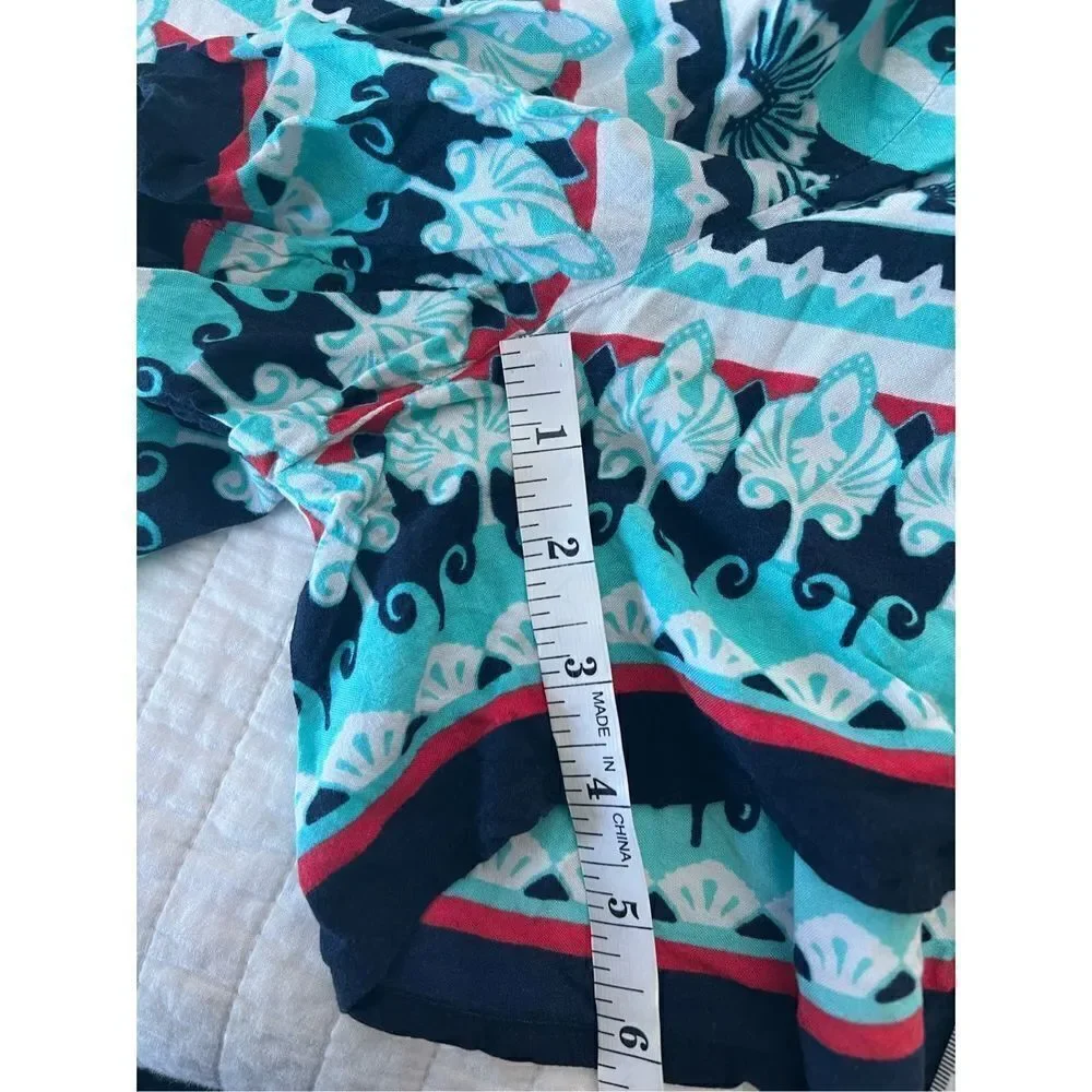 Crown & Ivy Geometric Beachy Navy, Green and Cranberry elastic shorts